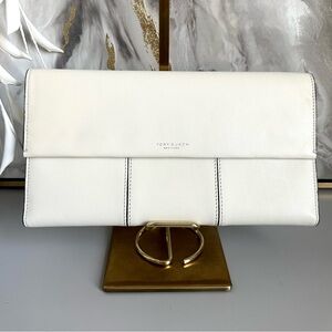 EUC Tory Burch Block T Travel Clutch